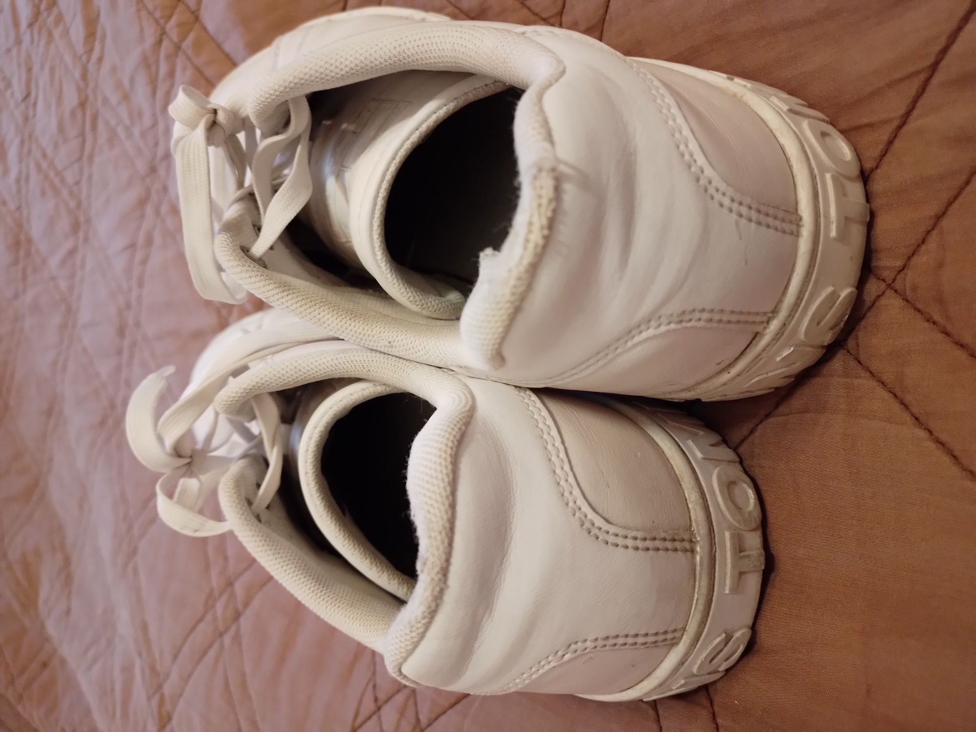 Buty damskie Tommy hilfiger 39