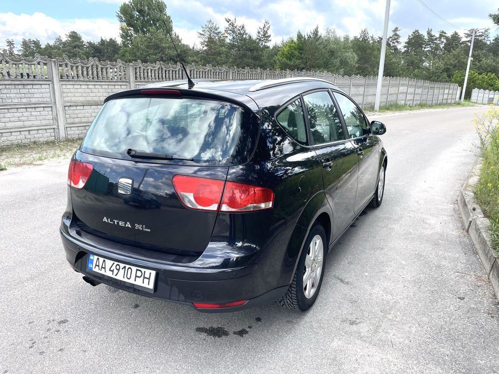 Продам власний Seat Altea XL 2008 2.0 fsi AT ідеальне авто для родини