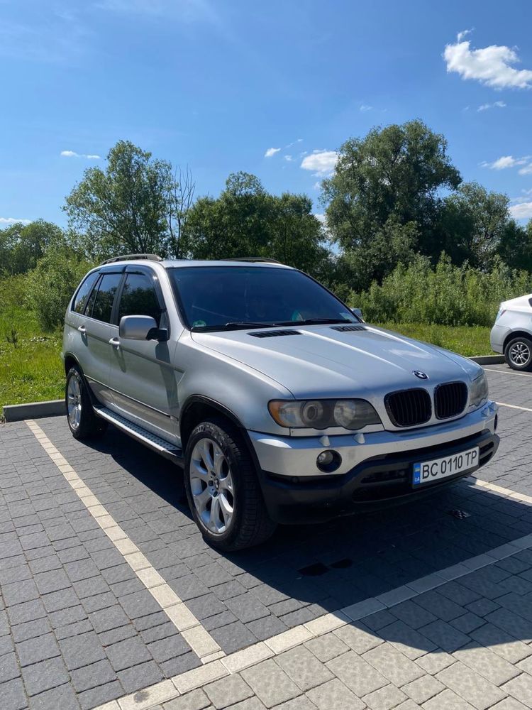 Продам BMW X5 E53