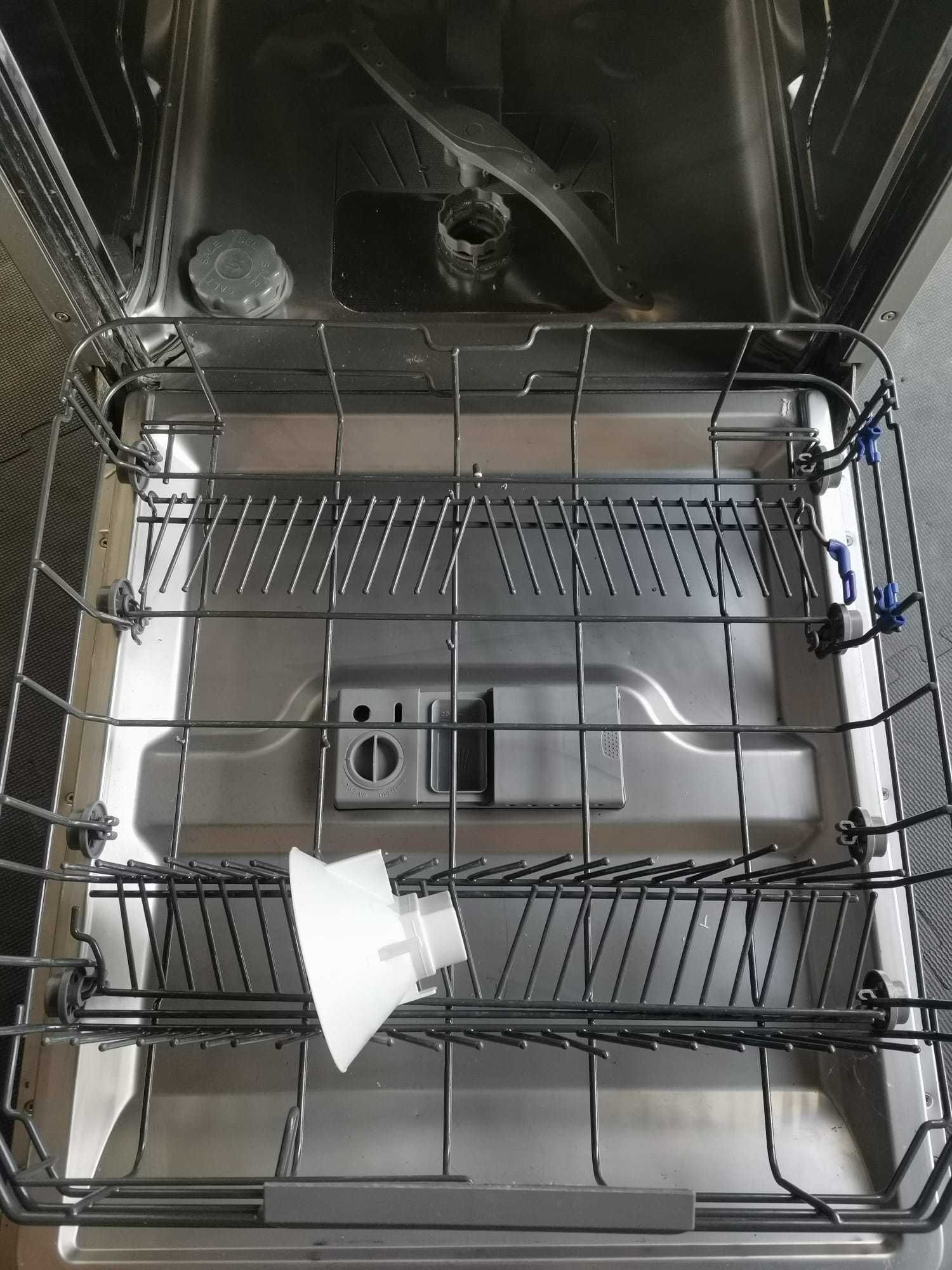 Máquina lavar loiça TEKA LP9 850 como nova - 230€ não negociáveis