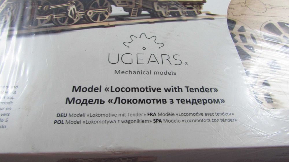UGEARS - Puzzle 3D Drewniane Lokomotywa UG 460 model do składania