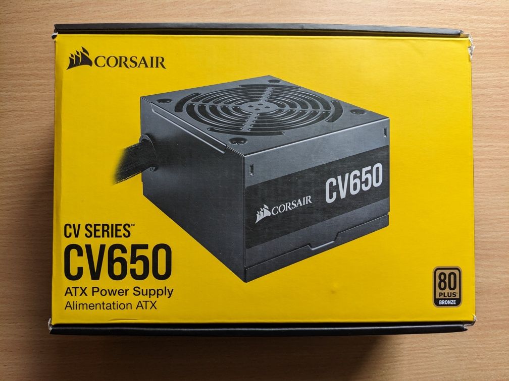 Блок живлення Corsair CV650 на гаратнії