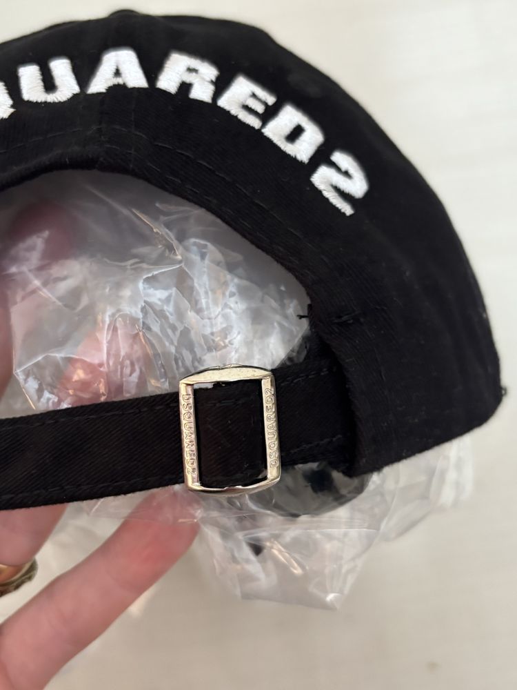 Czapka dsquared2