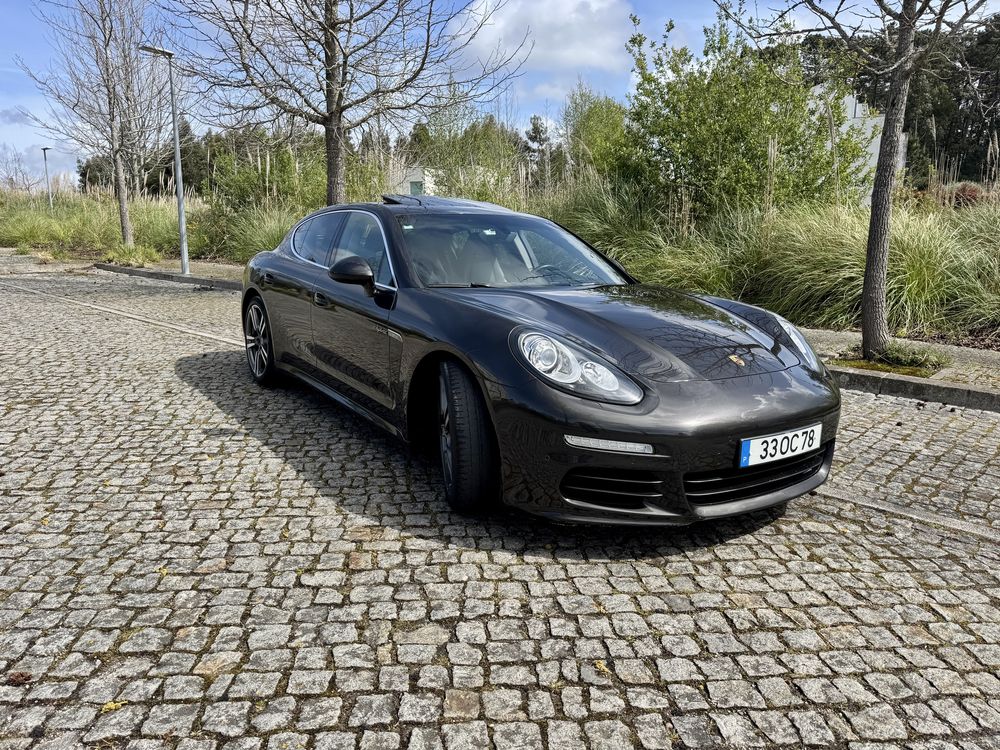 Porsche Panamera S E-Hybrid (plug-in) 3.0 V6 416cv