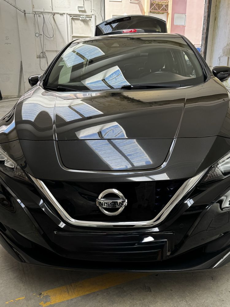 Nissan LEAF tekna 40kw