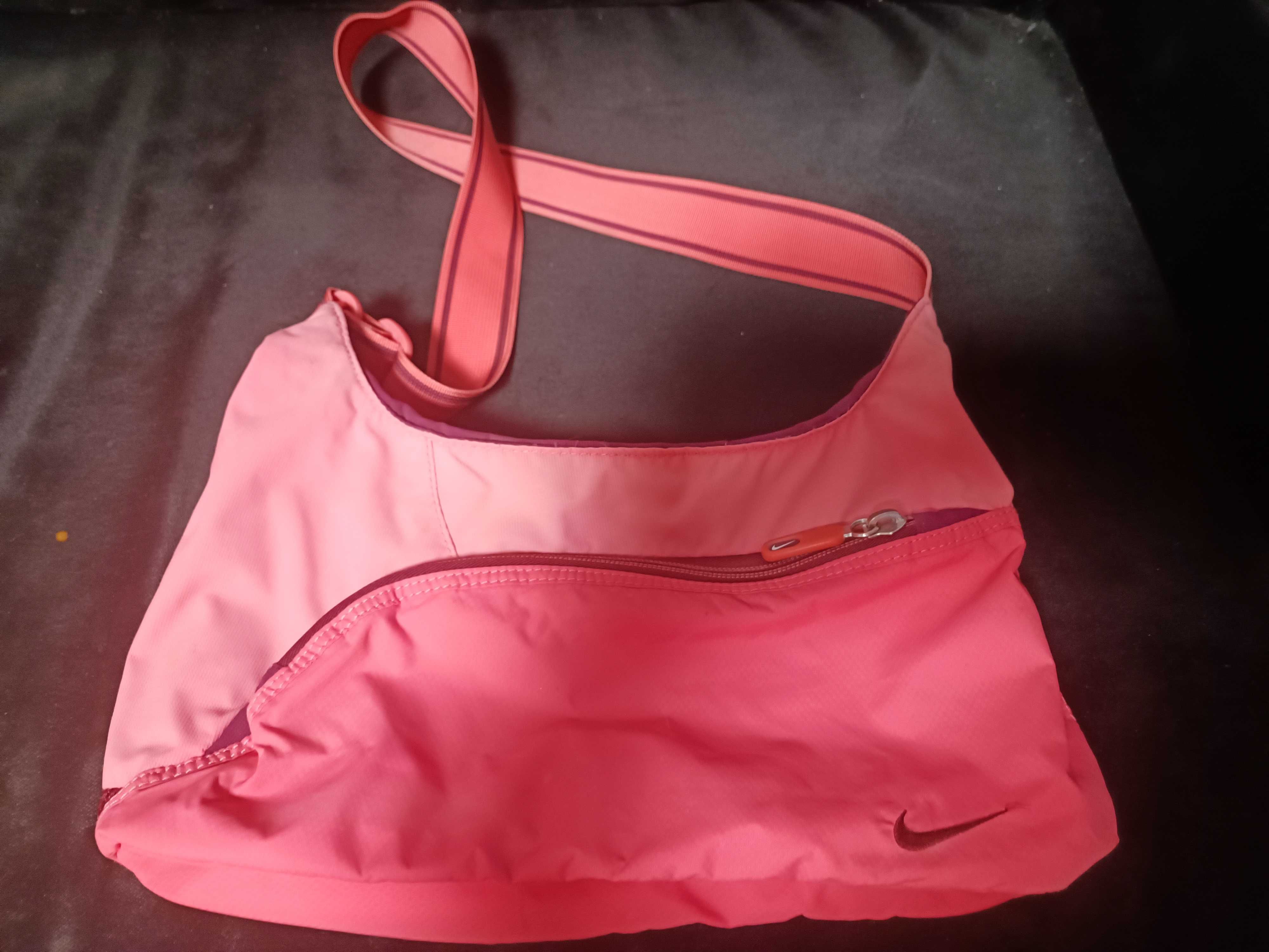 Torebka damska. Nike