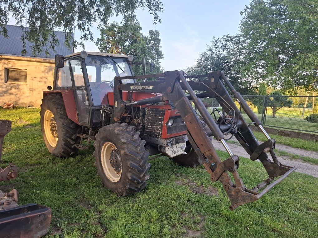 Ursus 1224 z ładowaczem czołowym