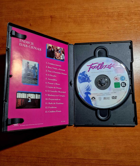 FOOTLOOSE A música está do teu lado (Kevin Bacon/Lori Singer/Dianne W)