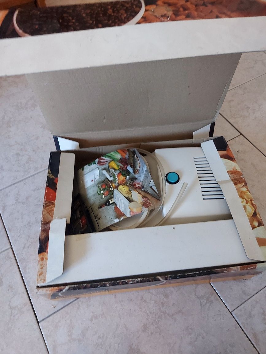 Máquina de fechar a vaco