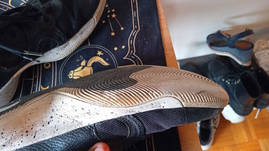 Tenis de basquete