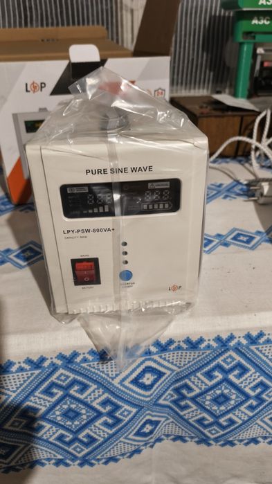 Продам і́нвектор