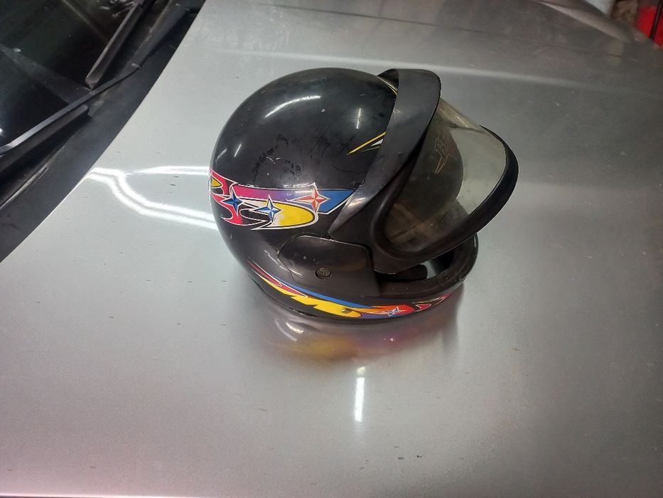 Продам дитячий мотошолом