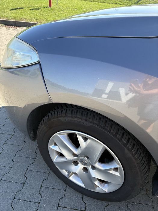 Renault Fluence (benzyna+ LPG) przebieg 102 tys. km