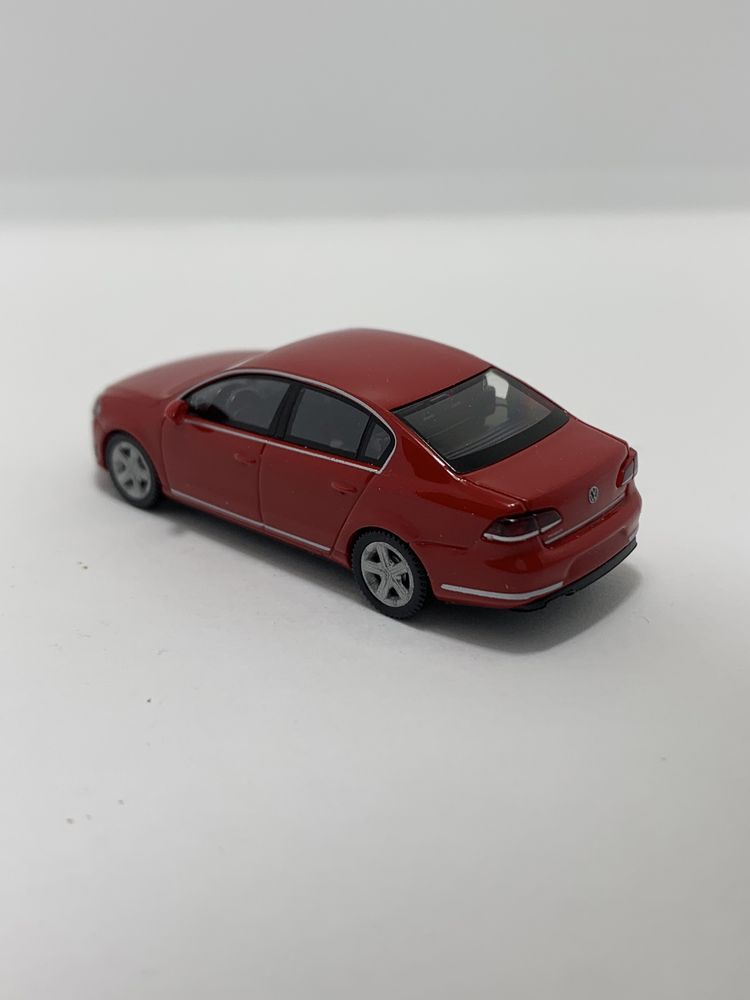 Volkswagen Passat da Wiking escala 1/87