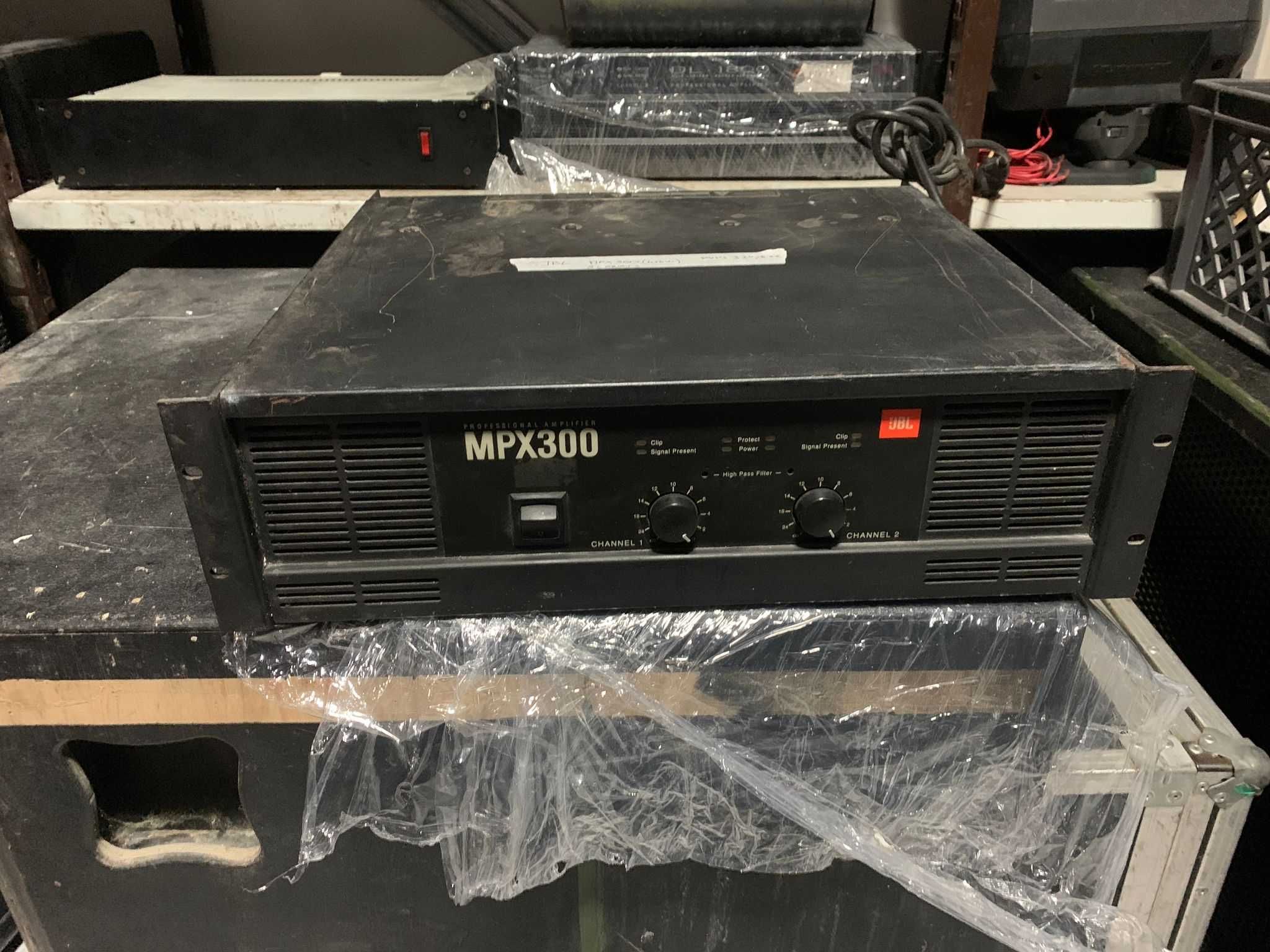 Amplificador de áudio MPX 300 JBL 300w