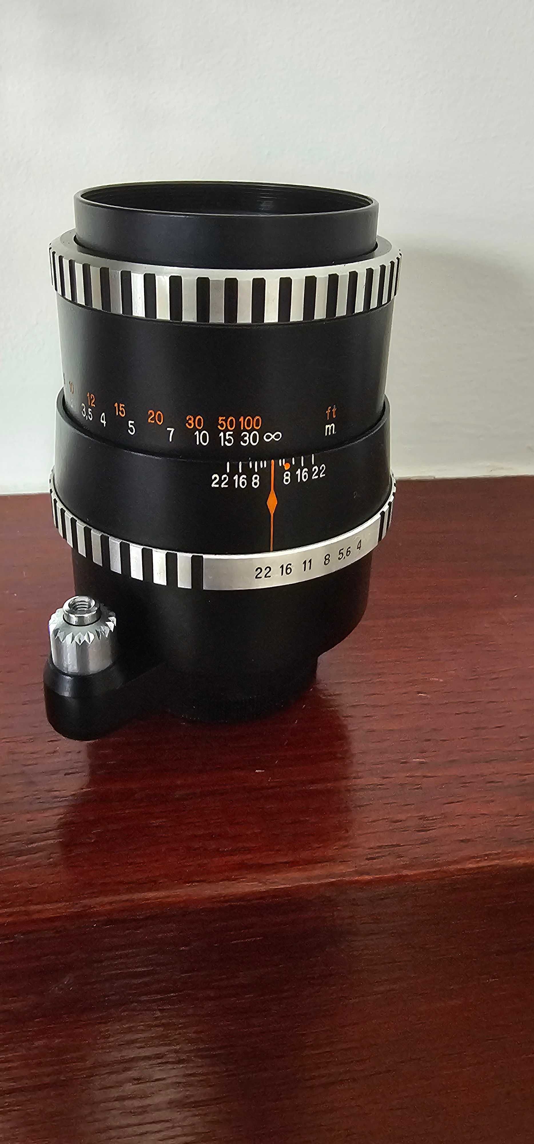 Obiektyw marki Carl Zeiss Jena