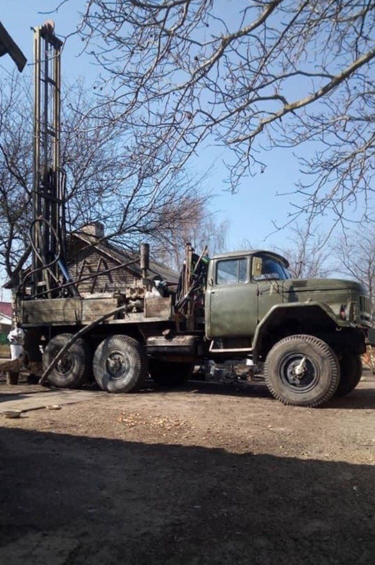 Буріня свердловин.