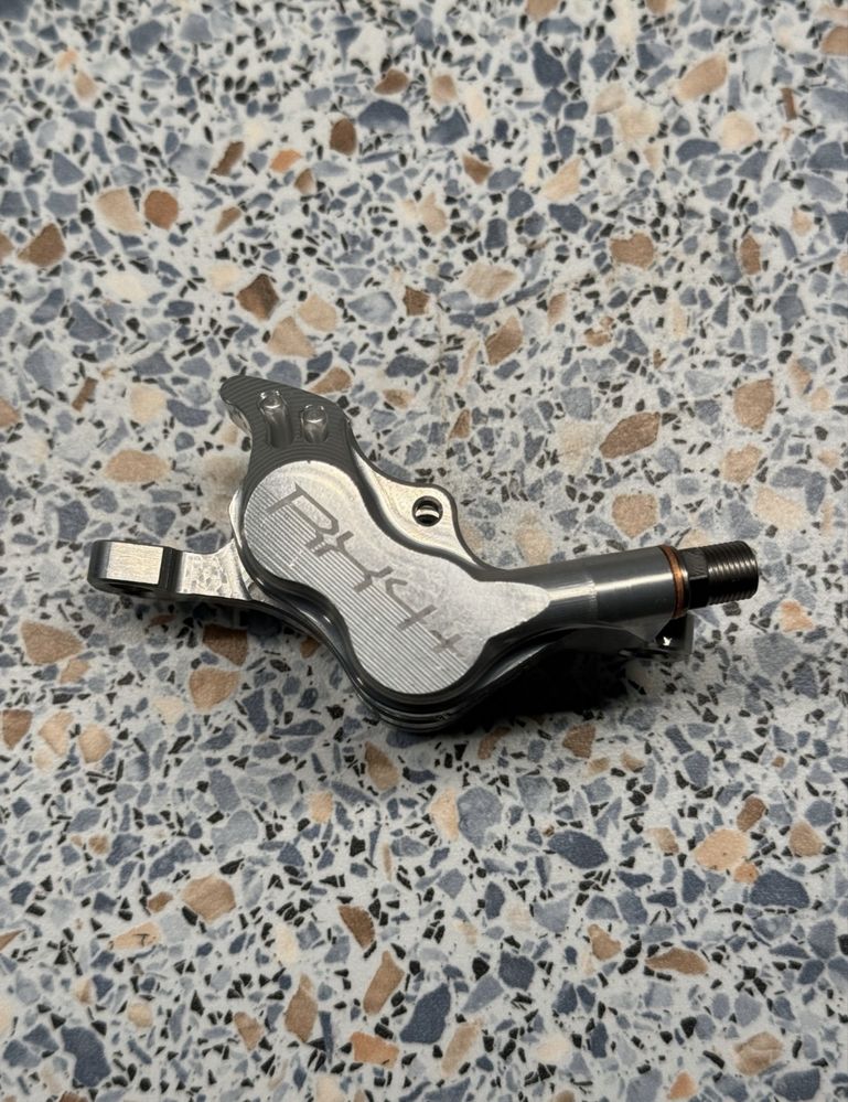 Zacisk hamulcowy Hope RX4+ hamulec NOWY! Post mount Shimano