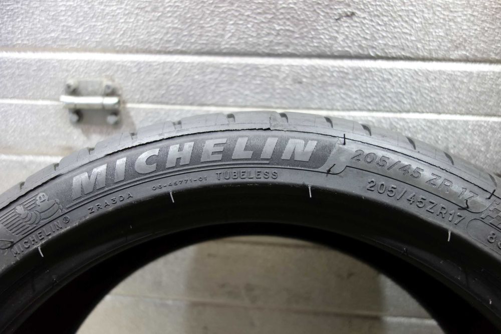 205/45R17 Opony letnie używane Michelin Pilot Sport 4 (i31)