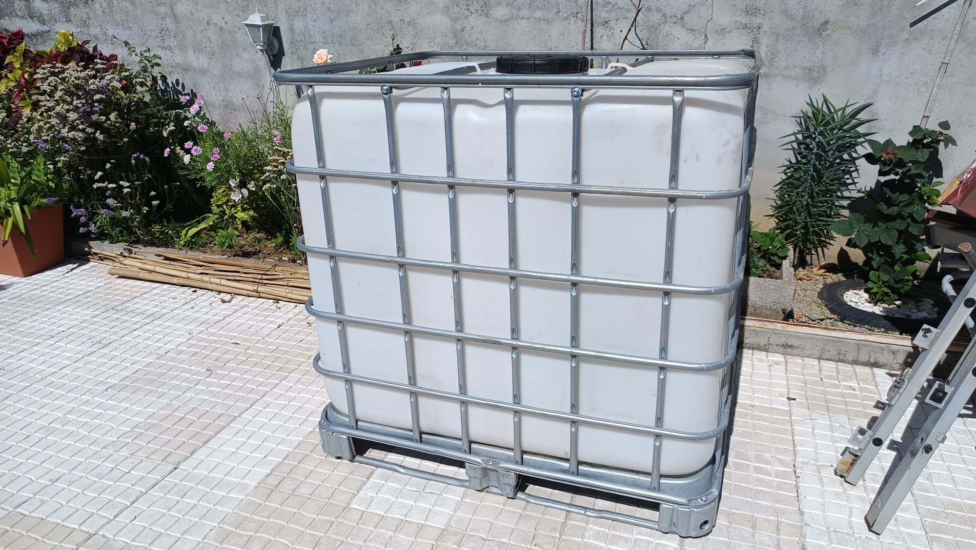 Reservatório de água 1000 L