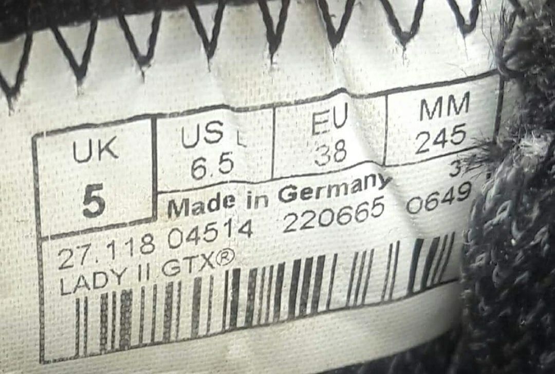 Черевики фірми lowa на gore tex оригінал 

Замір по бірці: 
UK 5 US 6.