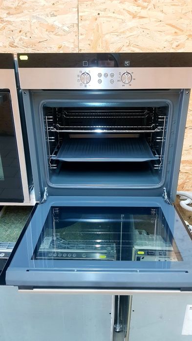 Духова шафа Siemens електро духовка