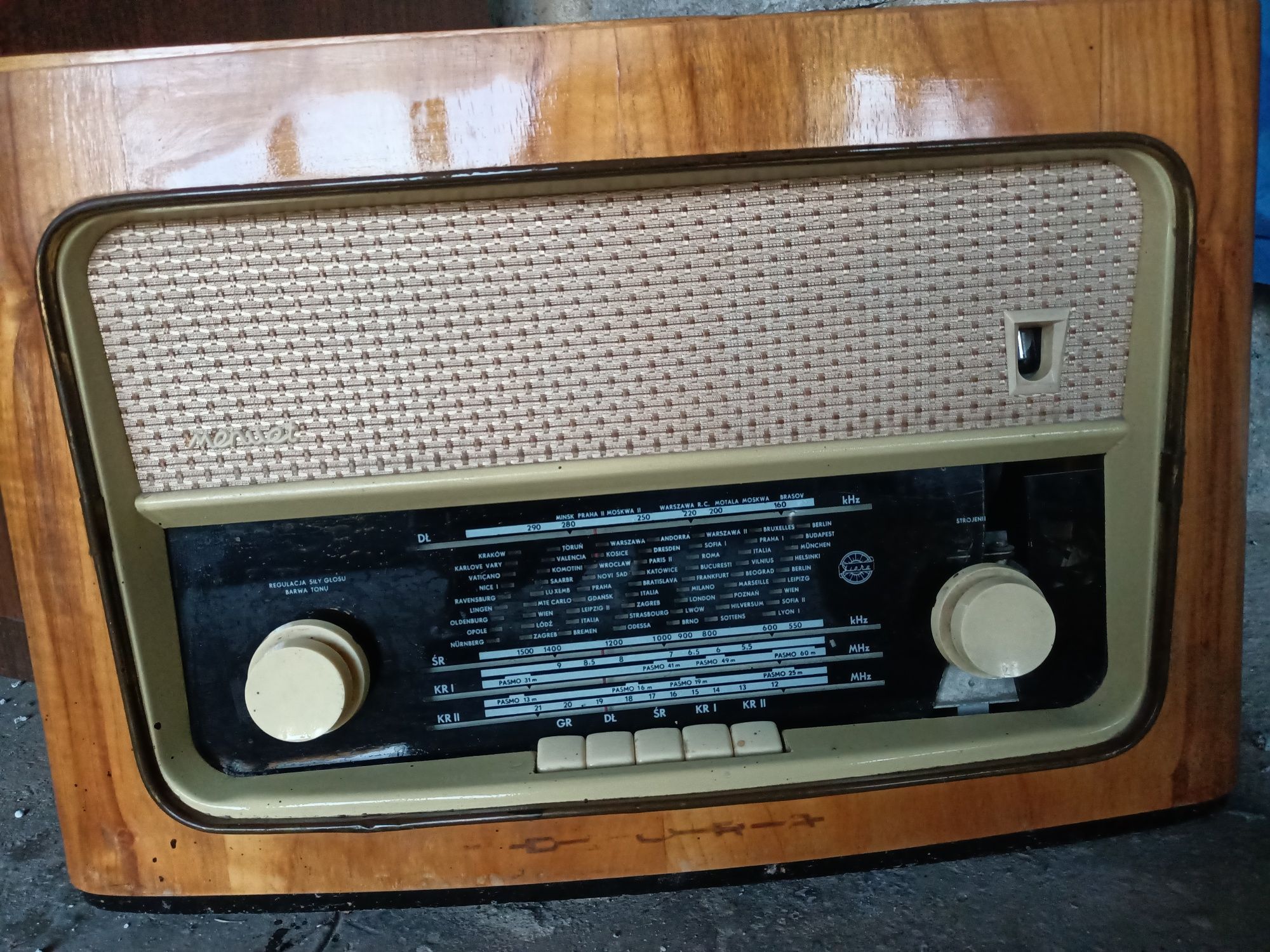 Stare Radio Diora MENUET 6204 wraz z gramofonem
