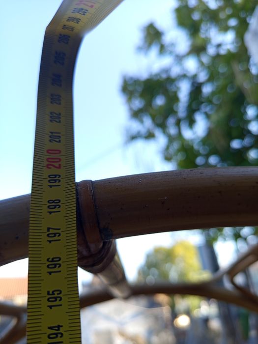 Móvel estante em vime/ bambu/ verga