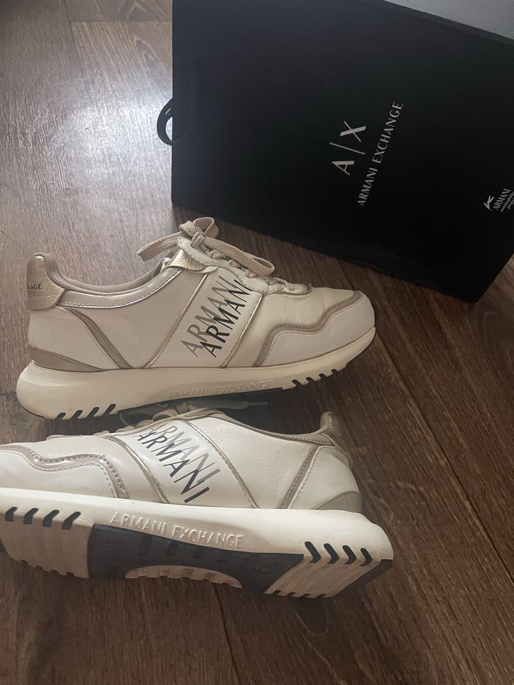 Продам кроссовки Armani! Оригинал! Недорого! Коробка!Полный комплект!