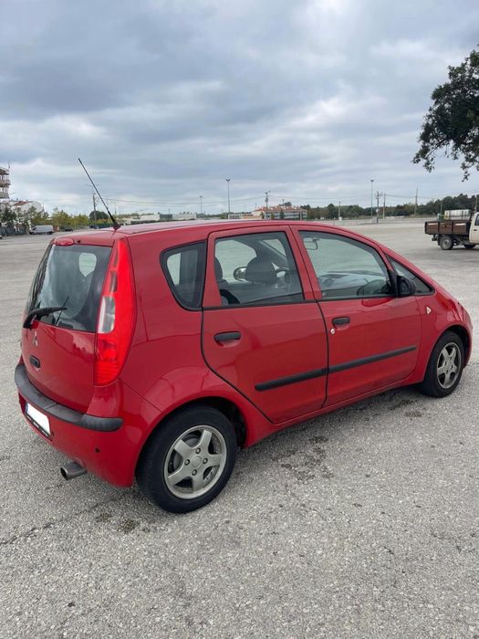 Mitsubishi colt 2005