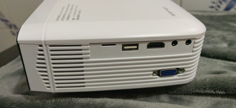 VENDO OU TROCO: projetor de vídeo digital Apeman LC350. 
projetor de v