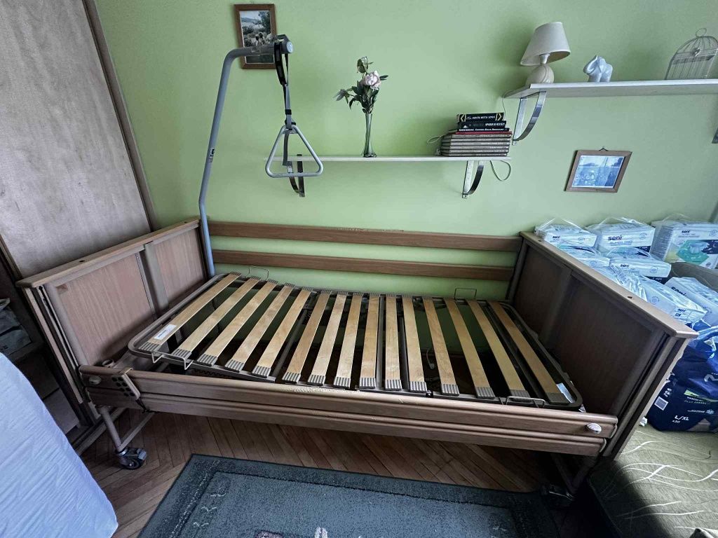 Łóżko elektryczne medyczne rehabilitacyjne