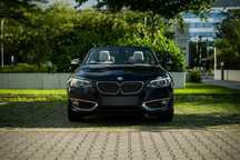 BMW Seria 2 Kabriolet, model 220i, wersja luxury