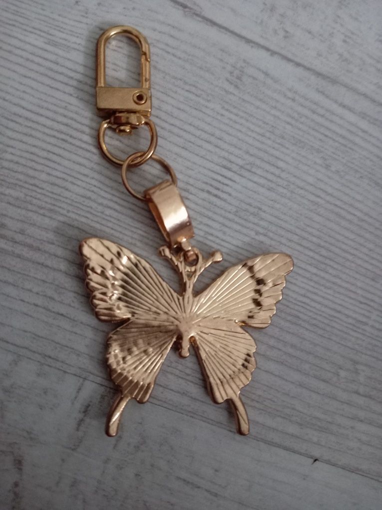 Breloczek do kluczy lub torebki motyl