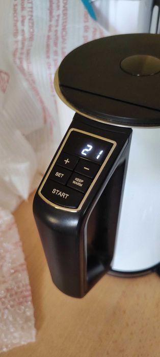 Czajnik elektryczny z wyświetlaczem Arendo Elegant 2200W, 1,5 l, biały