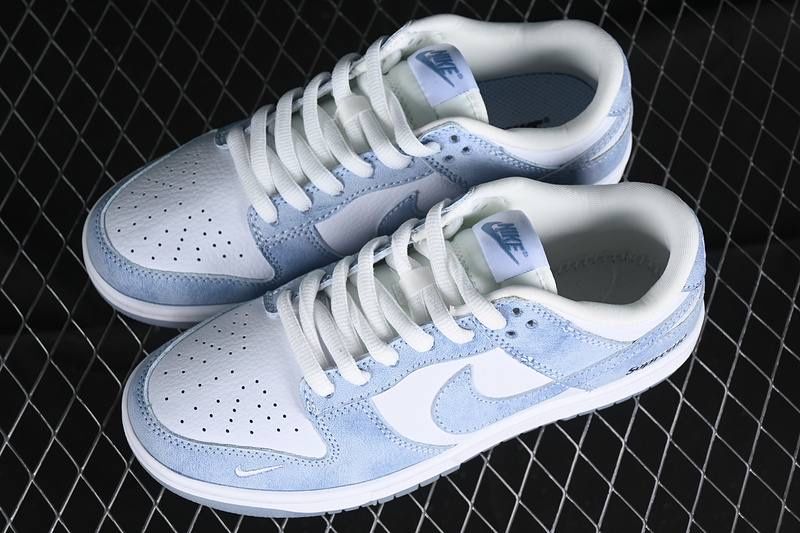 Nike Dunk Low SB x Supreme