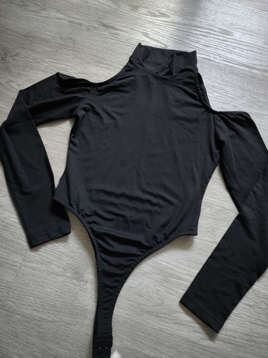 Чорний боді з temu, розмір,   ,S- M