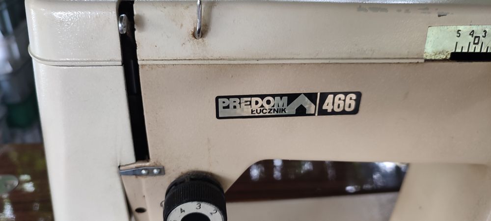 Maszyna do szycia Łucznik 466