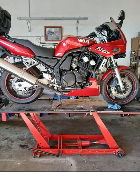 Yamaha Fazer 600