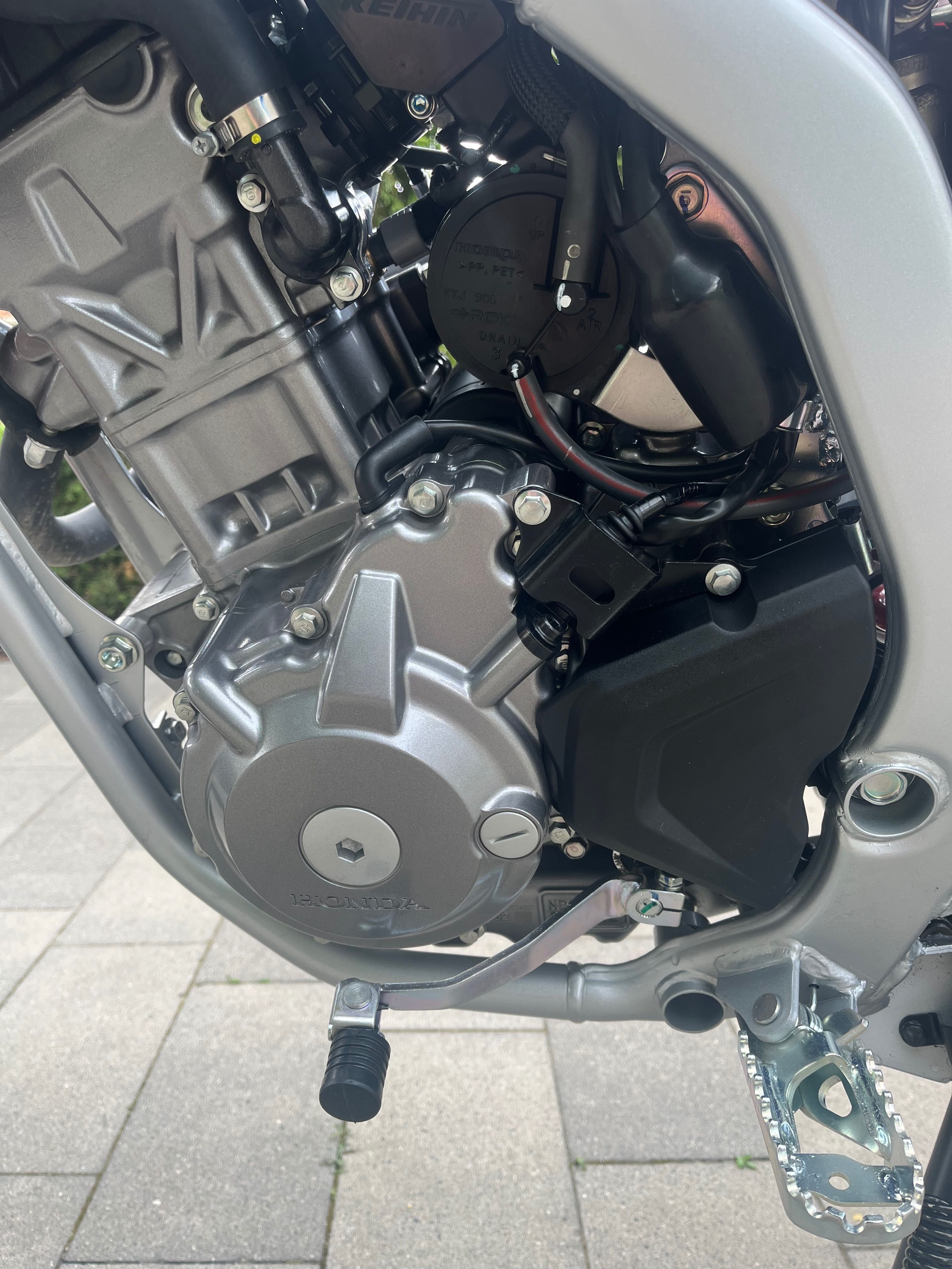 Honda CRF 300L na gwarancji 230 km jak nowa.