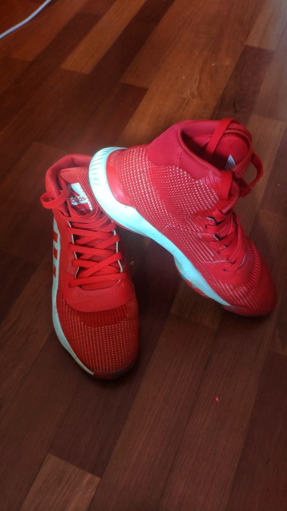 Sapatilhas Adidas Bounce vermelhas