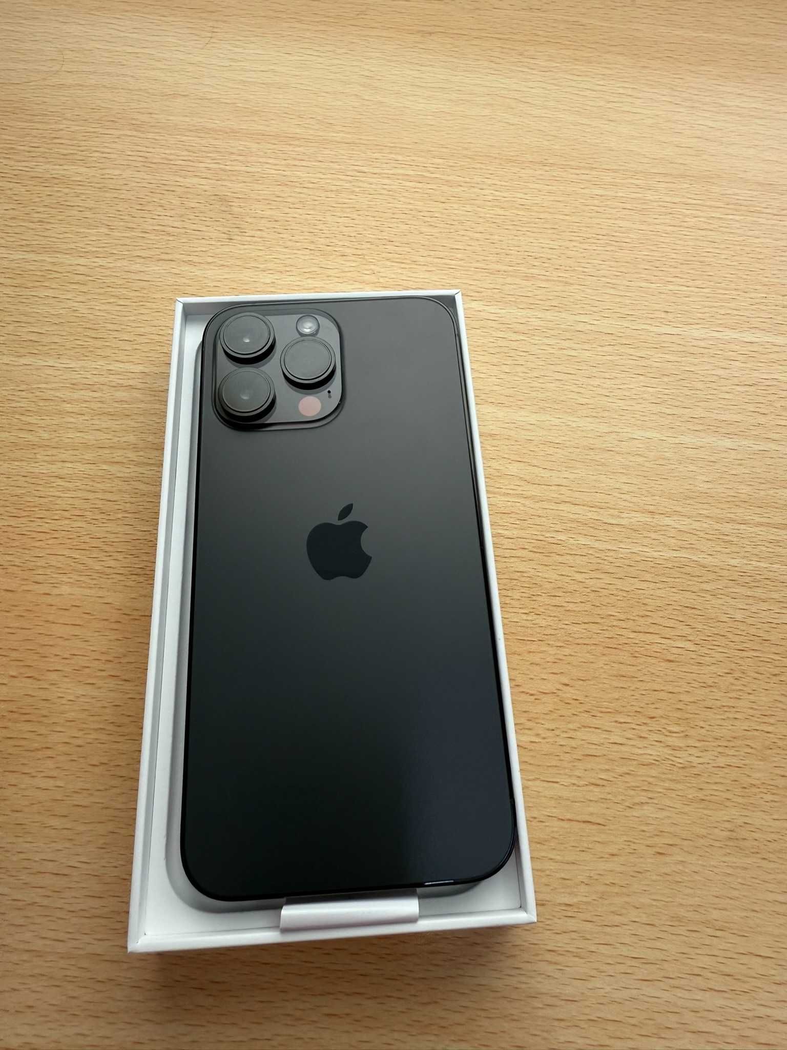 Vendo Iphone 14 pro max Novo