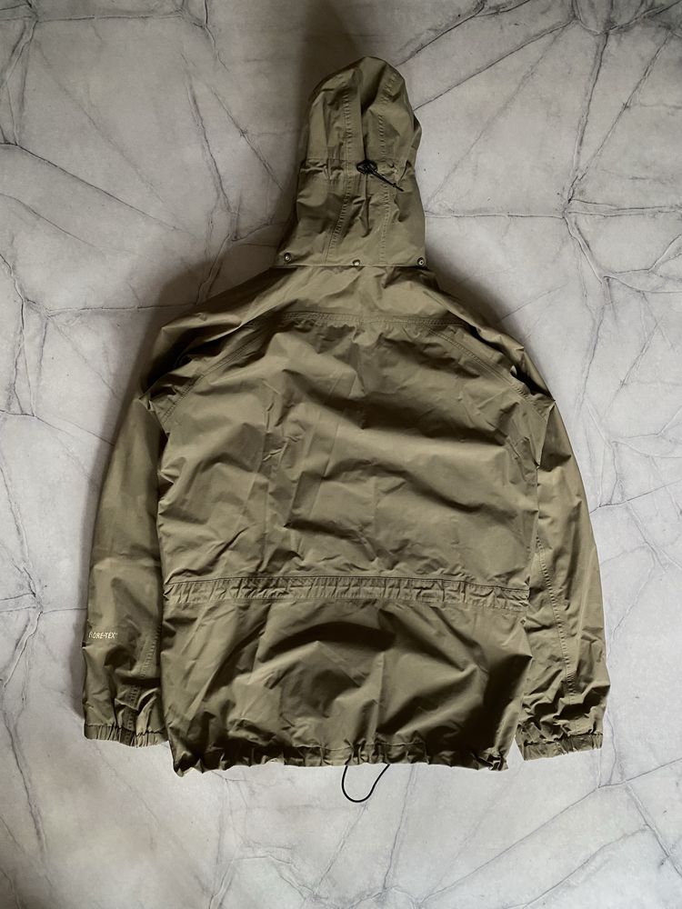 Patagonia Gore tex чоловіча вітровка оригінал