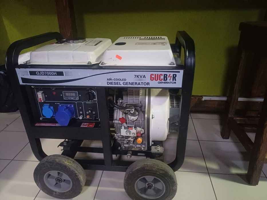 Генератор дизельньй 7кв Б/У