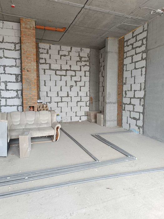 Продаж комерційного приміщення в ЖК Кельце