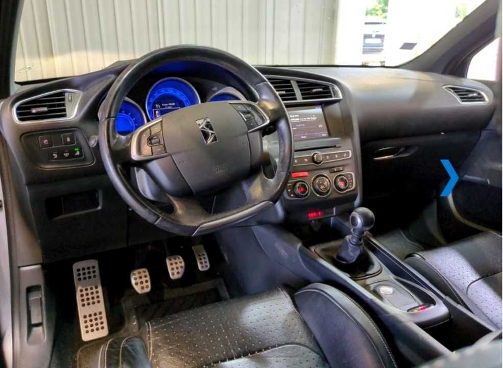 Magnífico DS 4 SPORT CHIC 130 CV Executivo