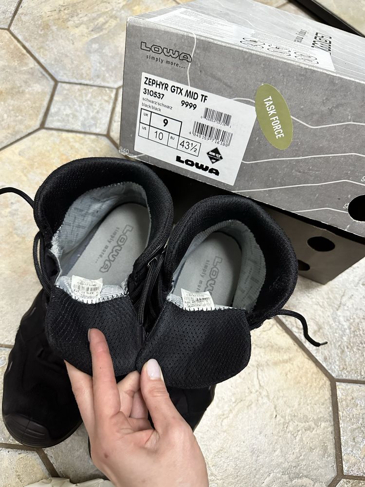 демісезонні черевики Lowa Zephyr ботинки Gore 43 43,5 tech зима деми