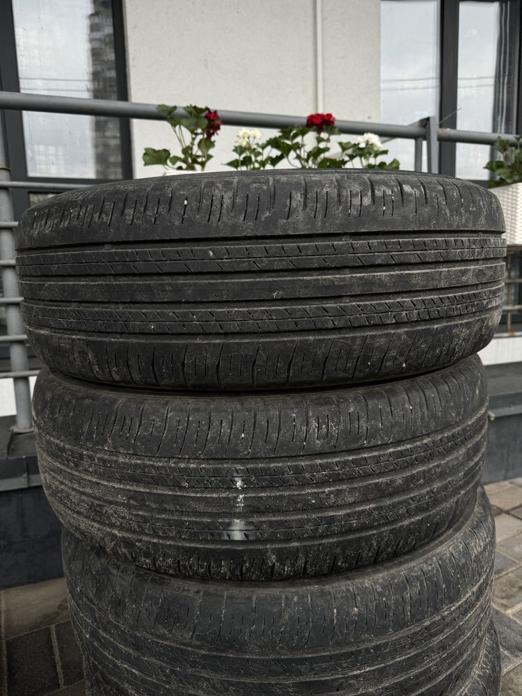 Літня гума Dunlop 225/60 R18