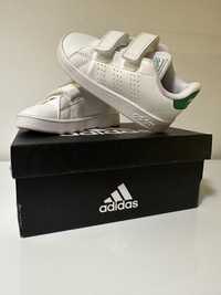 Ténis Adidas Advantage