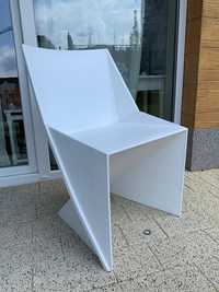 Krzesło ogrodowe designerskie z tworzywa sztucznego